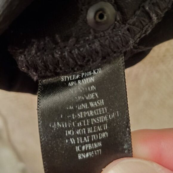 Sanctuary Grease Leggings sz Medium in Black - Picture 11 of 11